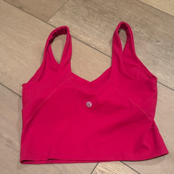 lululemon athletica Vibrant Pink Sports Bra tank. Size 6 - Picture 1 of 2